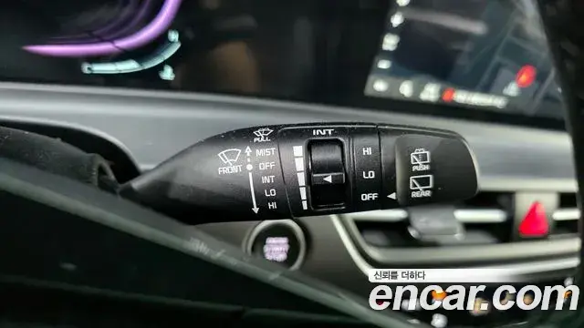 Kia Seltos 2022 — Şəkil 22/32