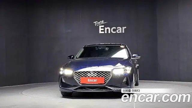 Genesis G70 2018 — Photo 8/20
