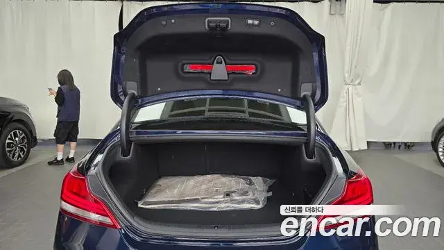 Genesis G70 2018 — Photo 13/20
