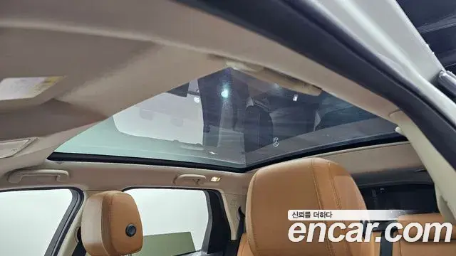 Land Rover Discovery Sport 2018 — Фото 16/20