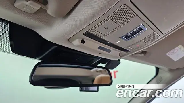 Land Rover Discovery Sport 2018 — Фото 19/20