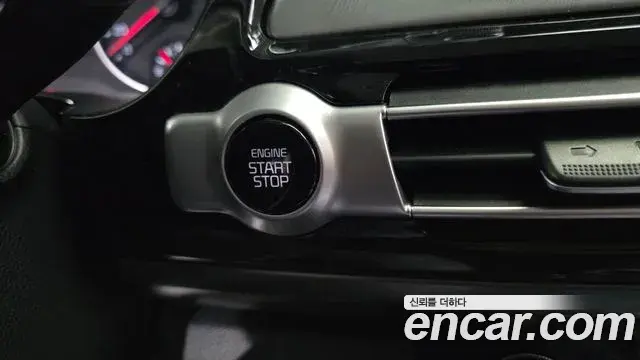 Kia Seltos 2021 — Şəkil 12/30