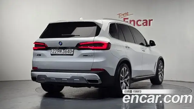 BMW X5 2019 — Фото 2/20