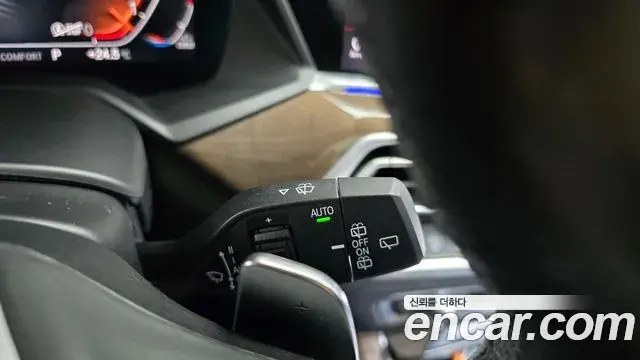 BMW X5 2019 — Şəkil 17/34