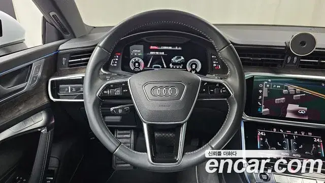 Audi A7 2021 — ფოტო 6/32