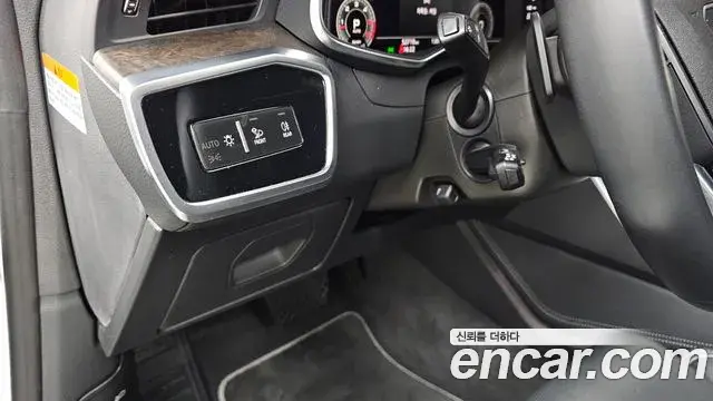 Audi A7 2021 — ფოტო 21/32