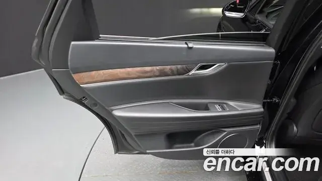 Genesis G80 2021 — Photo 30/34