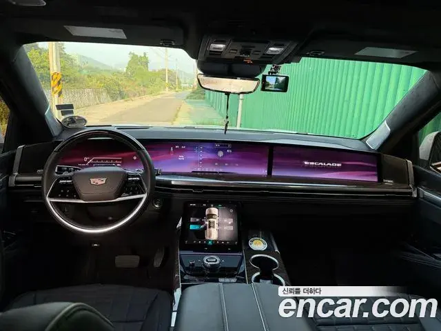 Cadillac Escalade 2025 — Photo 2/9