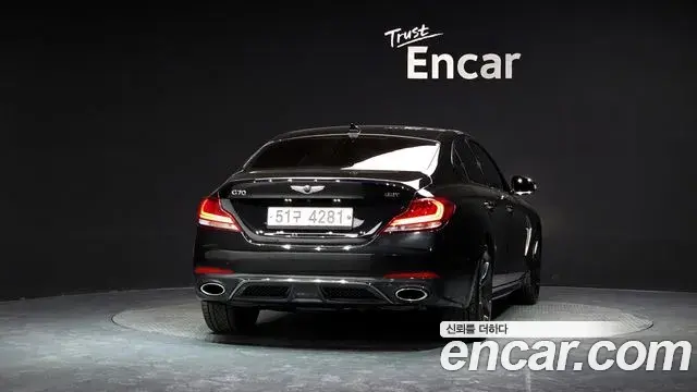 Genesis G70 2019 — Şəkil 31/33