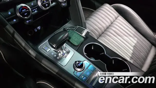 Genesis G70 2019 — Şəkil 14/33