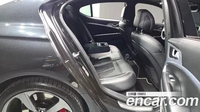 Genesis G70 2019 — Şəkil 9/33