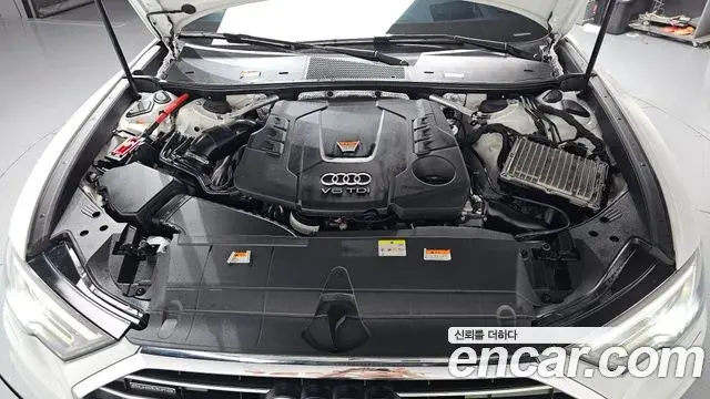 Audi A6 2021 — Şəkil 11/33