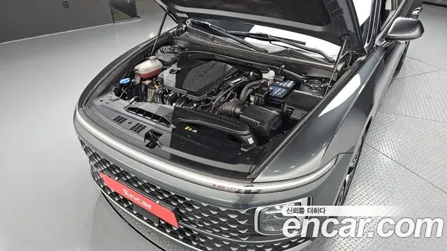 Hyundai Grandeur Hybrid 2023 — ფოტო 15/20