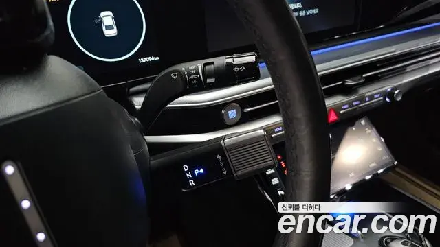 Hyundai Grandeur Hybrid 2023 — ფოტო 12/20
