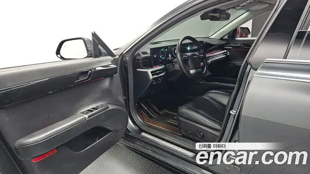 Hyundai Grandeur Hybrid 2023 — ფოტო 13/20