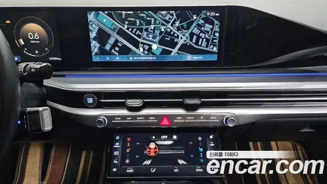 Hyundai Grandeur Hybrid 2023 — ფოტო 7/20