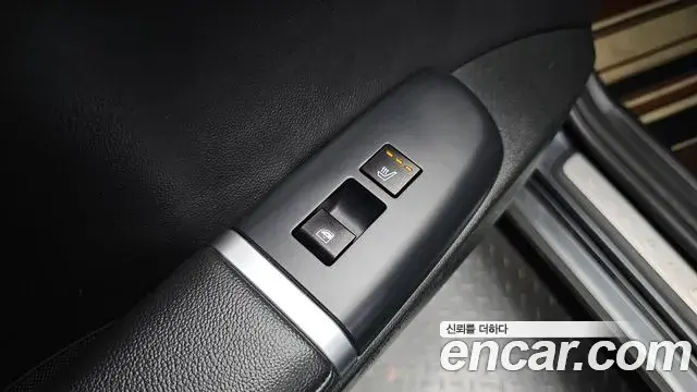 Hyundai Grandeur Hybrid 2023 — ფოტო 1/20