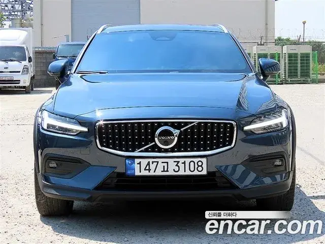 Volvo V60 Cross Country 2022 — Şəkil 6/20