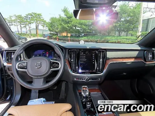 Volvo V60 Cross Country 2022 — Şəkil 3/20