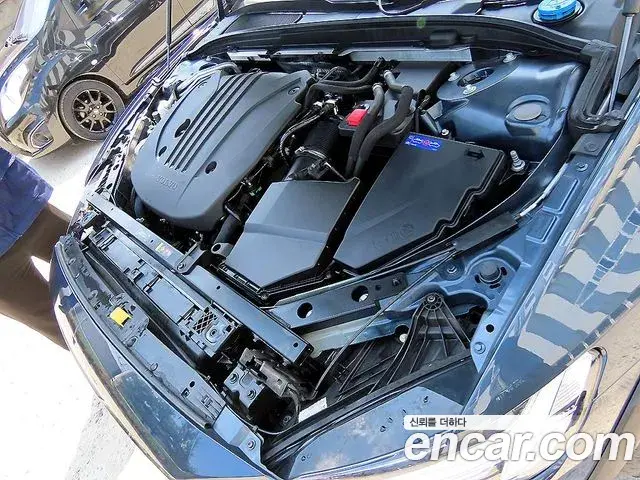 Volvo V60 Cross Country 2022 — Şəkil 17/20