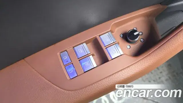 Audi A6 2022 — ფოტო 32/33