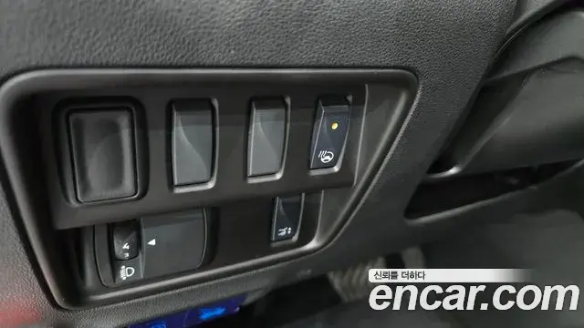 Renault Samsung QM6 2021 — ფოტო 30/33