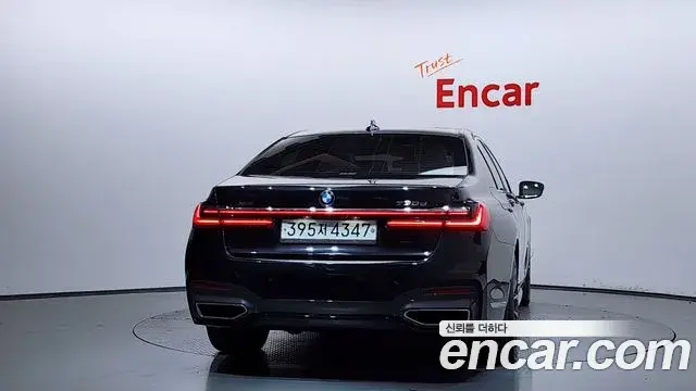 BMW 7 Series 2019 — Photo 4/20