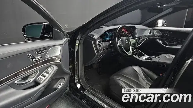 Mercedes-Benz S-Class 2019 — Фото 11/20