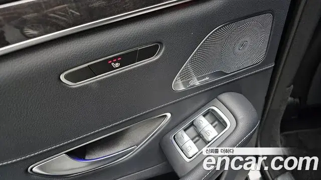 Mercedes-Benz S-Class 2019 — Şəkil 22/37