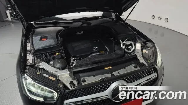 Mercedes-Benz GLC-Class 2020 — Photo 6/20