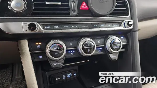 Genesis G70 2019 — Şəkil 25/34