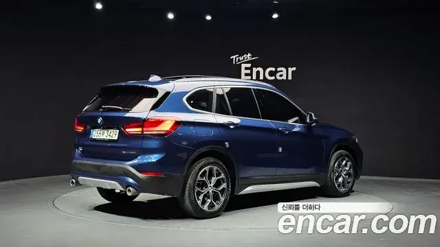 BMW X1 2021 — Şəkil 9/33