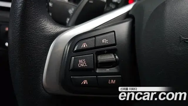 BMW X1 2021 — Şəkil 21/33