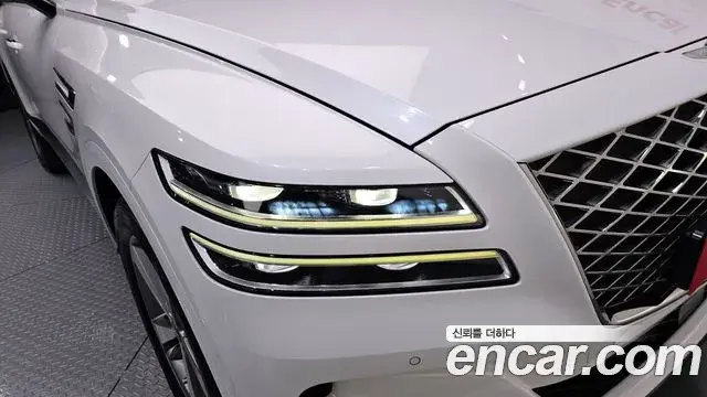 Genesis GV80 2020 — Şəkil 21/32