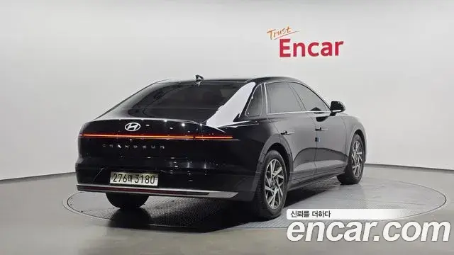 Hyundai Grandeur Hybrid 2023 — Şəkil 12/20