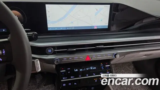 Hyundai Grandeur Hybrid 2023 — Şəkil 7/20