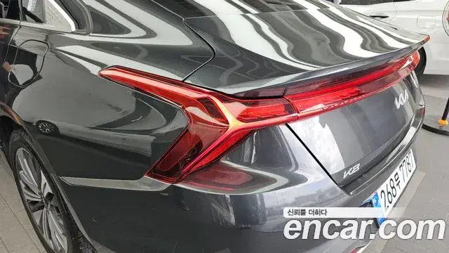 Kia K8 2022 — ფოტო 7/37