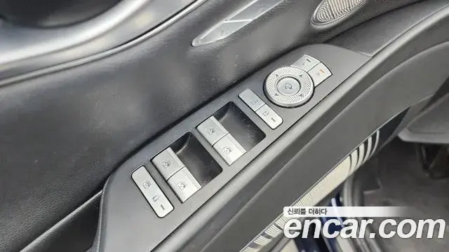 Genesis G80 2020 — Photo 14/37