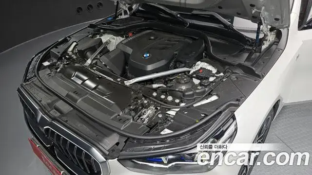 BMW 5 Series 2024 — Şəkil 16/30