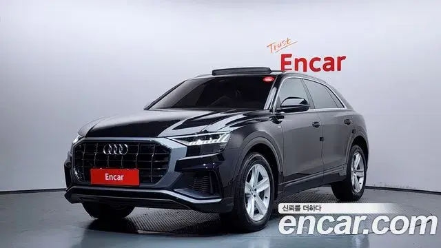 Audi Q8 2021 — Photo 4/35