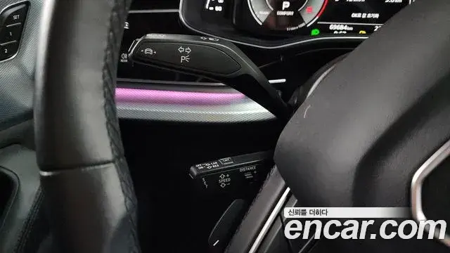 Audi Q8 2021 — Photo 20/35