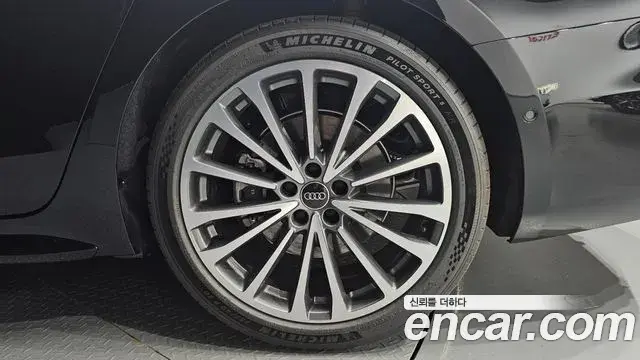 Audi A6 2026 — Şəkil 9/36