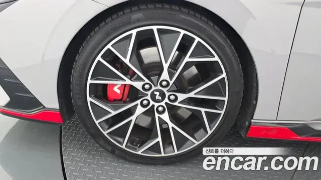 Hyundai The New Avante Hybrid 2022 — ფოტო 10/20