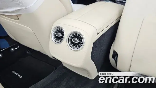Mercedes-Benz E-Class 2018 — Photo 18/20