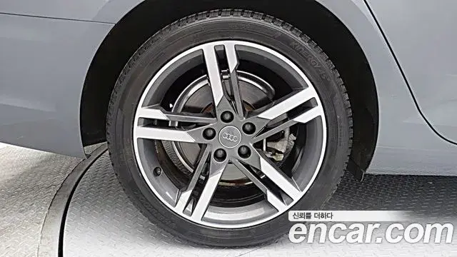 Audi A4 2019 — Şəkil 11/20