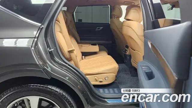 Genesis GV80 2023 — ფოტო 19/33