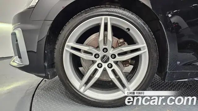 Audi A5 2021 — Photo 8/20