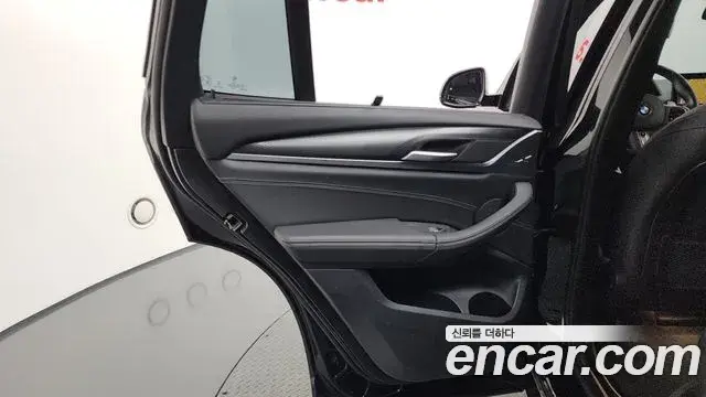 BMW X3 2023 — ფოტო 33/38