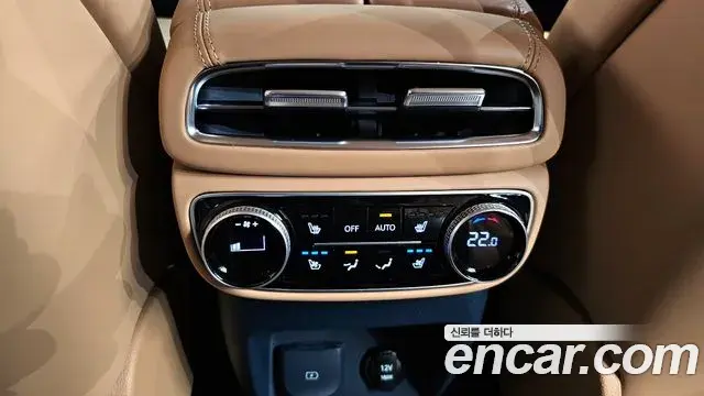 Genesis GV80 2023 — Şəkil 25/32