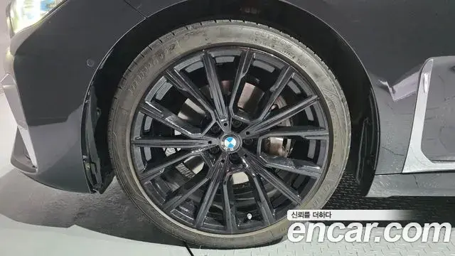 BMW 7 Series 2020 — Şəkil 10/33